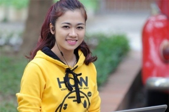 Xuất hiện ở chương trình Thể thao 24/7 của VTV1 chưa lâu nhưng Thanh Huyền đã tạo dấu ấn và được khán giả yêu mến.