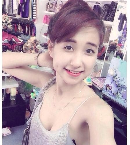 Nhan sắc hot girl Đắk Lắk thu hút cư dân mạng