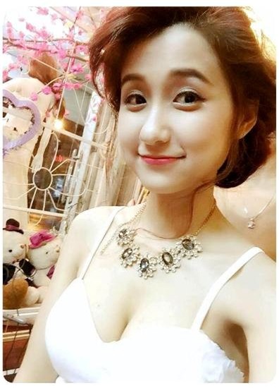 Nhan sắc hot girl Đắk Lắk thu hút cư dân mạng